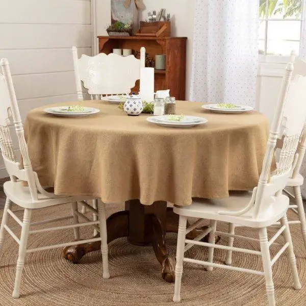  Burlap Tablecloths