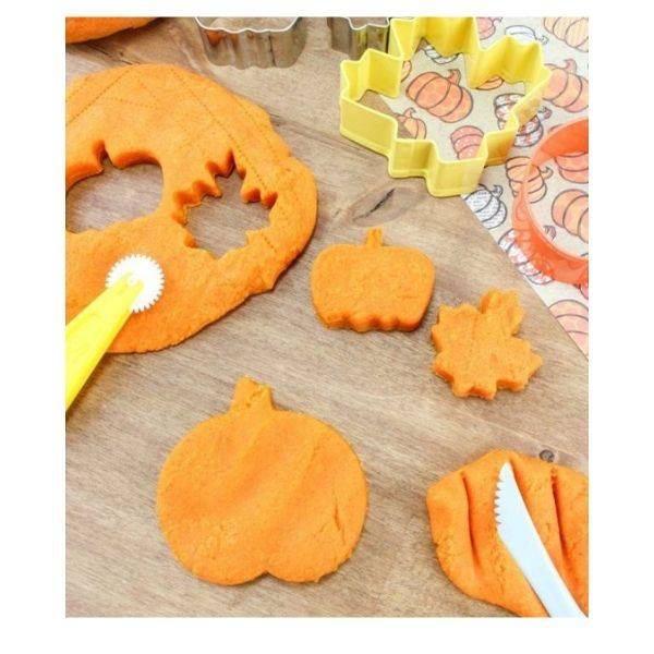 Pumpkin Shaped Playdough