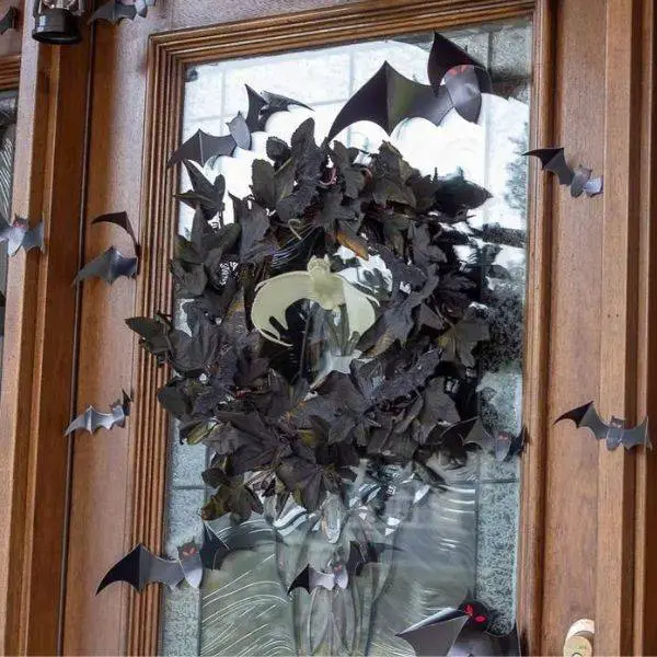 DIY Bat Wreath