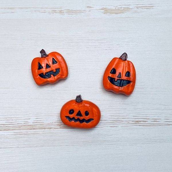  Jack-o’-Lantern Magnets