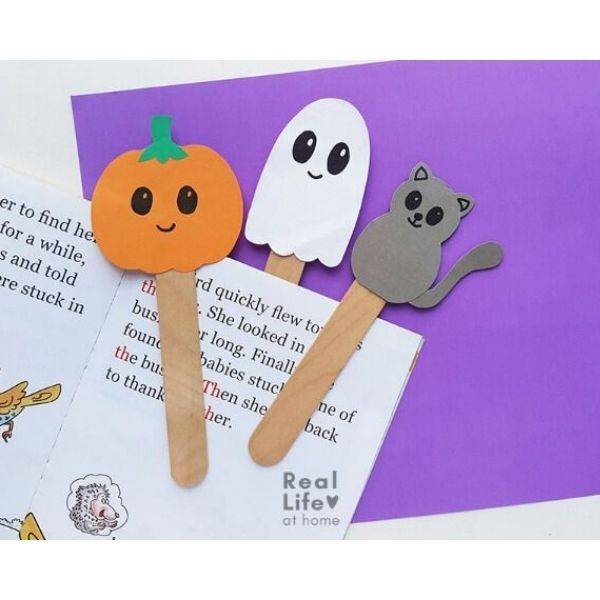 Ghost Popsicle Stick Puppets