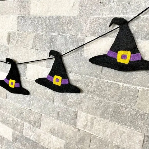 Witch Hat Garland